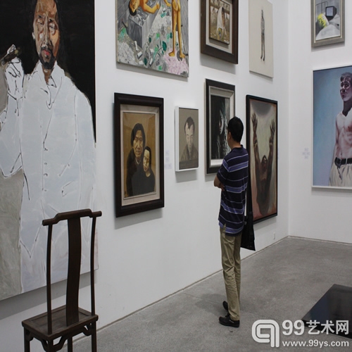 群像展