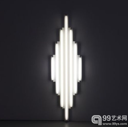 丹·弗莱文（Dan Flavin）作品“‘monument’for V. Tatlin”（1967），估价80万-120万美元。