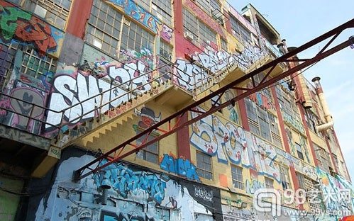 “5 pointz” 