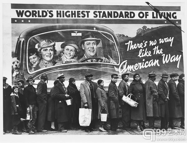 玛格丽特·伯克-怀特（Margaret Bourke-White）摄影作品《World`s Highest Standard of Living》（1937）